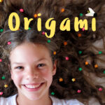Origamispirit - Girl with origami stars in her hair